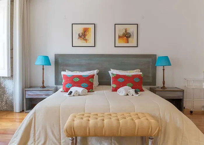 Capim Dourado Cedofeita * 포르투